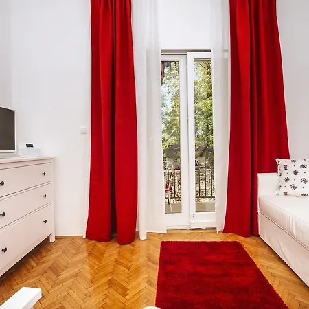 Jadera Appartement *